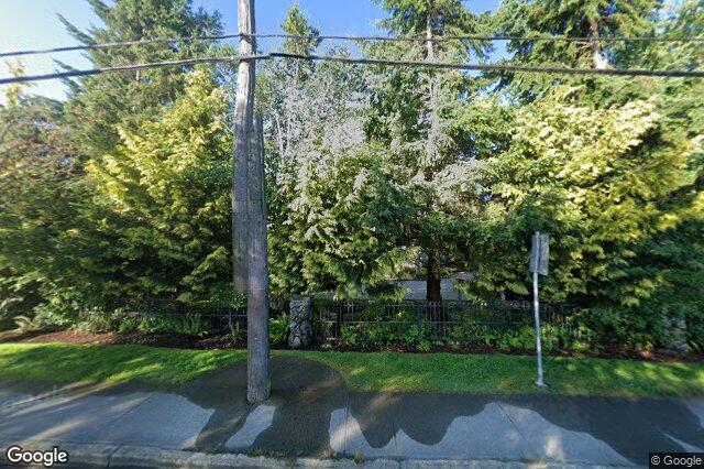 Street view of 308E – 1115 Craigflower Rd, Esquimalt