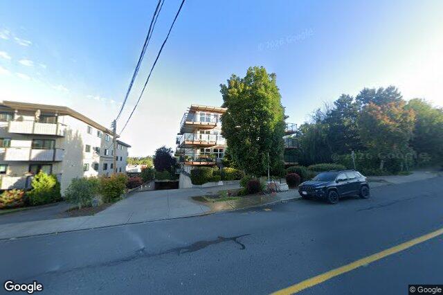 Street view of 304 – 2940 Harriet Rd, Saanich
