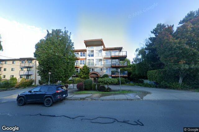 Street view of 502 – 2940 Harriet Rd, Saanich