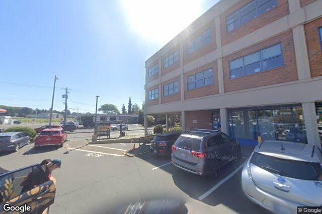 Street view of 350 – 1641 Hillside Ave, Victoria