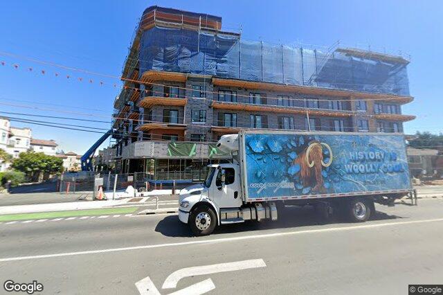 Street view of CRU 1 – 1075 Tillicum Rd, Esquimalt