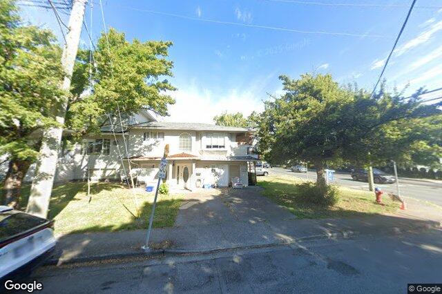 Street view of 3176 Balfour Ave, Victoria