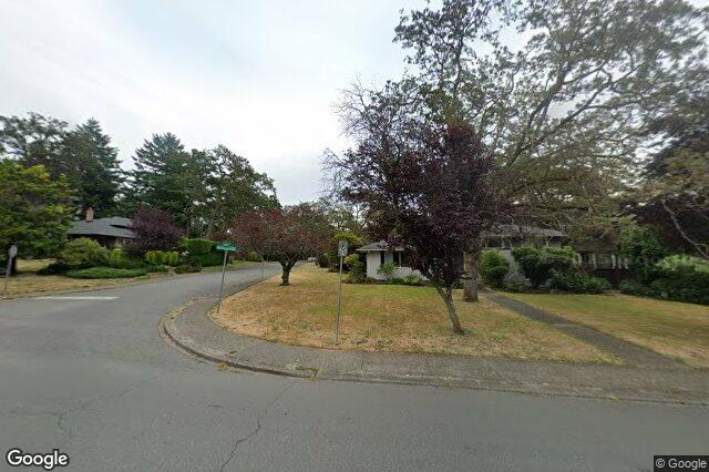 Street view of 3223 Henderson Rd, Oak Bay