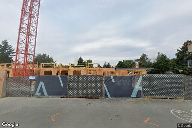 Street view of 609 – 3226 Shelbourne St, Saanich
