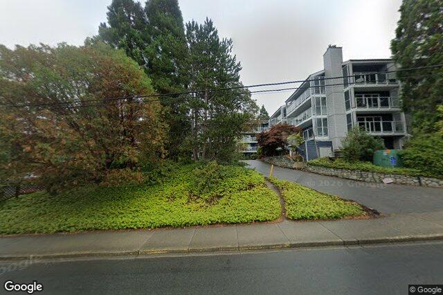 Street view of 215 – 3277 Quadra St, Saanich