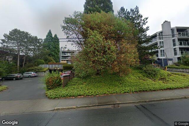 Street view of 414 – 3277 Quadra St, Saanich