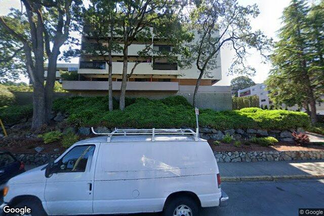 Street view of 410 – 3277 Glasgow Ave, Saanich