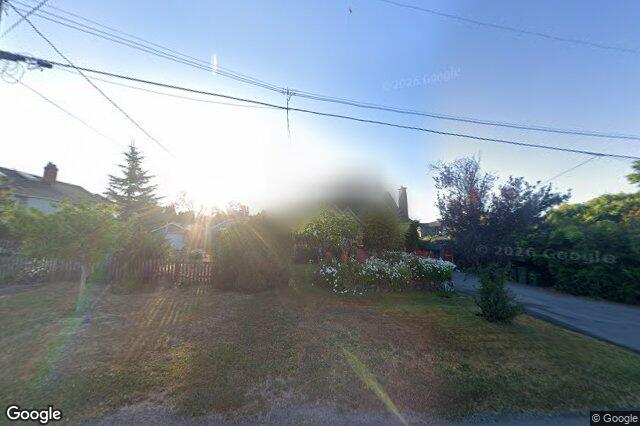 Street view of 3307 Doncaster Rd, Saanich