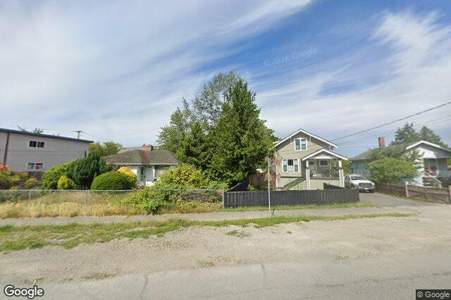 Street view of 3330 Harriet Rd, Saanich