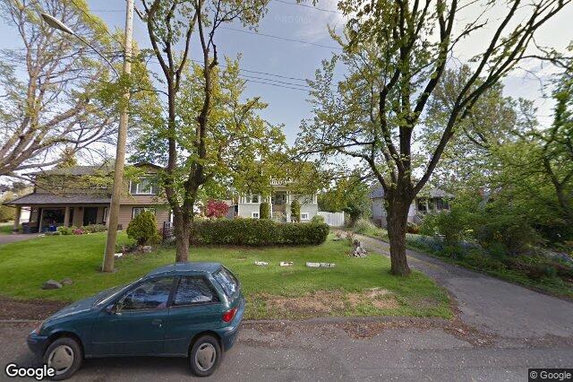 Street view of 2833 Colquitz Ave, Saanich