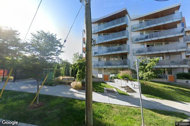Street view of 304 – 881 Short St, Saanich