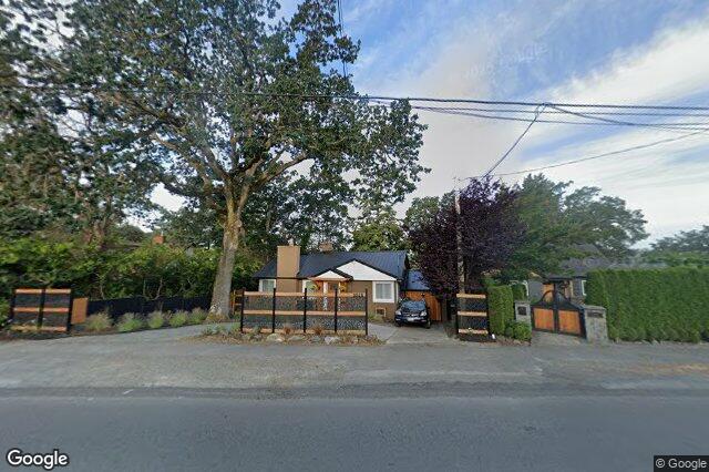 Street view of 3528 Richmond Rd, Saanich