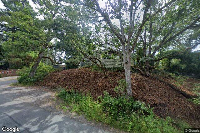Street view of 253/255 Heddle Ave, View Royal