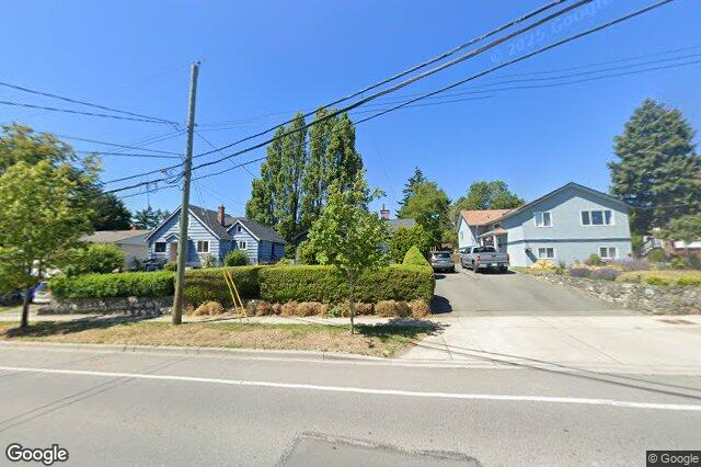 Street view of 958 Tattersall Dr, Saanich