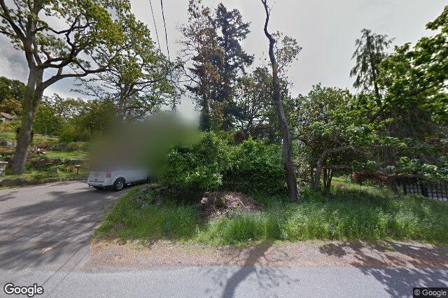 Street view of 1 – 2737 Tudor Ave, Saanich