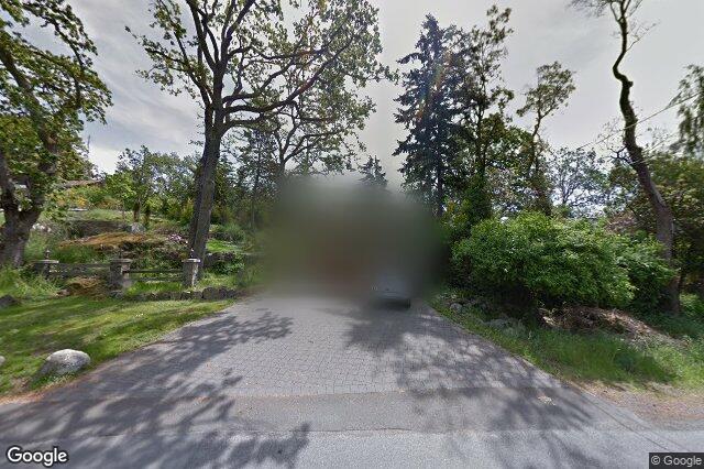 Street view of 2710 Sea View Rd, Saanich