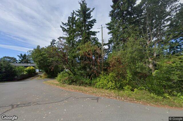 Street view of 87 Kingham Pl, View Royal