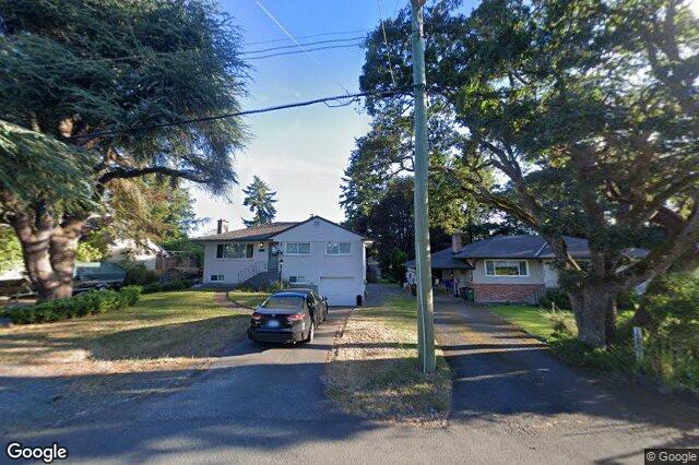 Street view of 1274 Tattersall Dr, Saanich