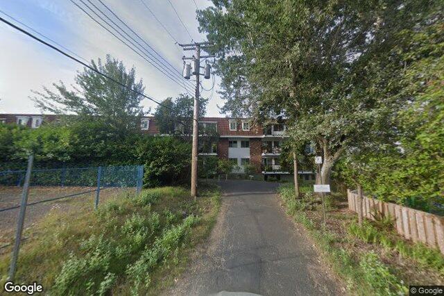 Street view of 110 – 1680 Poplar Ave, Saanich