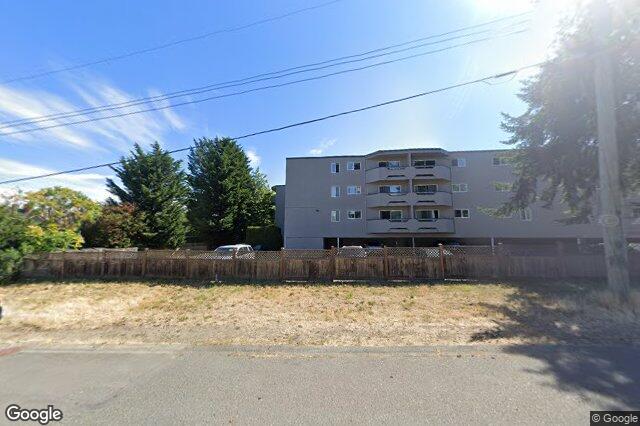 Street view of 405 – 3800 Quadra St, Saanich
