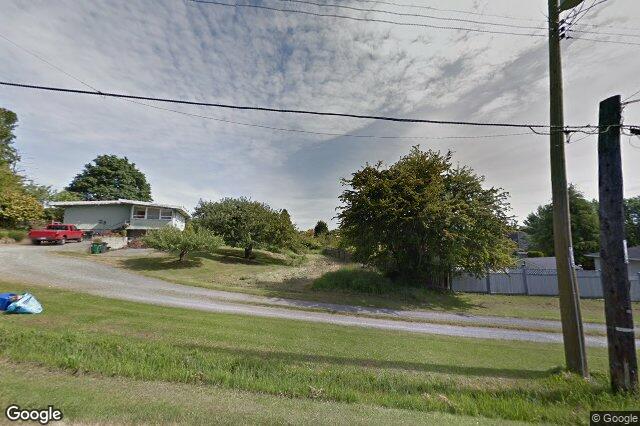 Street view of 1 – 1520 Louise Pl, Saanich