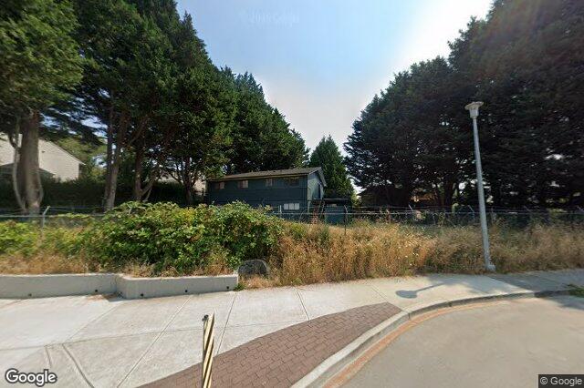 Street view of 3948 Raymond St, Saanich
