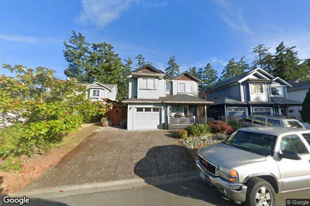 Street view of 8 Newstead Cres, View Royal