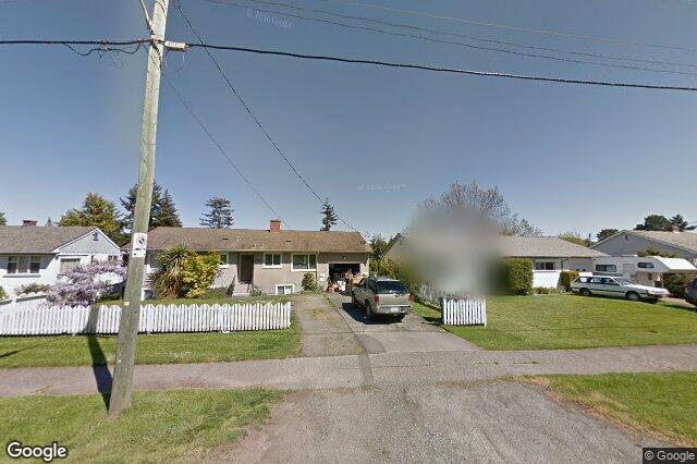 Street view of U5 – 3907 Cedar Hill Rd, Saanich
