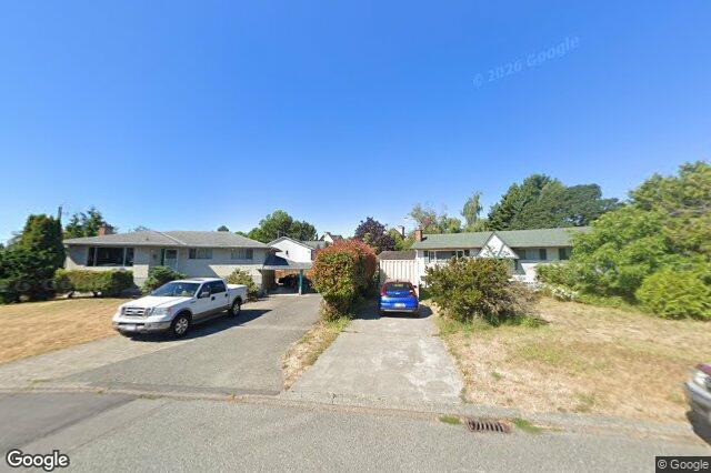 Street view of 306 – 3969 Shelbourne St, Saanich