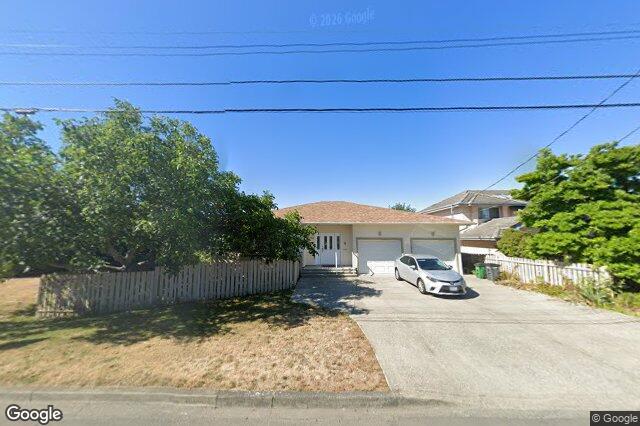 Street view of 2273 Edgelow St, Saanich