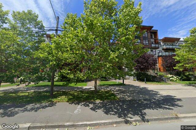 Street view of 208 – 4000 Shelbourne St, Saanich