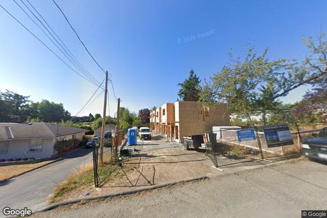 Street view of 2 – 621 Broadway St, Saanich