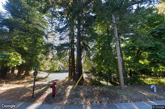 Street view of 2202 Arbutus Rd, Saanich