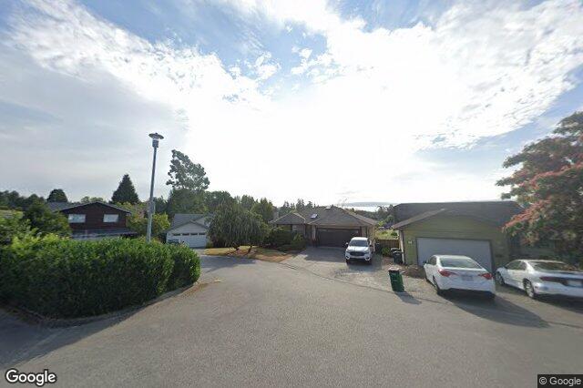 Street view of 1237 Glyn Oak Pl, Saanich