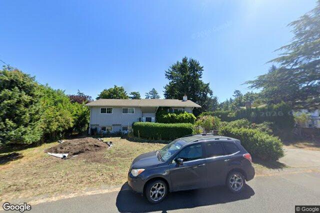 Street view of 2041 Ferndale Rd, Saanich