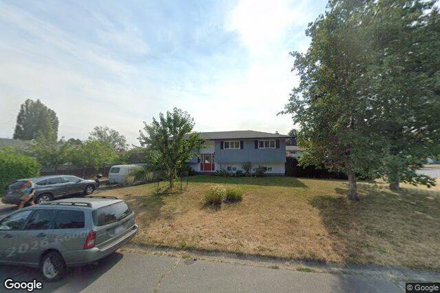Street view of 1510 Edgemont Rd, Saanich