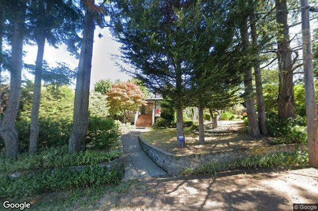 Street view of 706 Lindsay St, Saanich