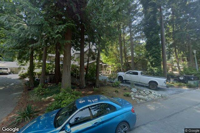 Street view of 4468 Autumnwood Lane, Saanich