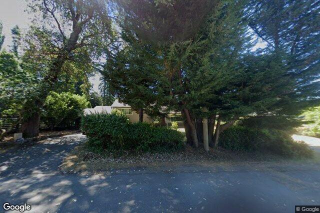Street view of 1941 Appleton Pl, Saanich