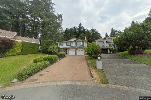 Street view of 833 Royal Wood Pl, Saanich