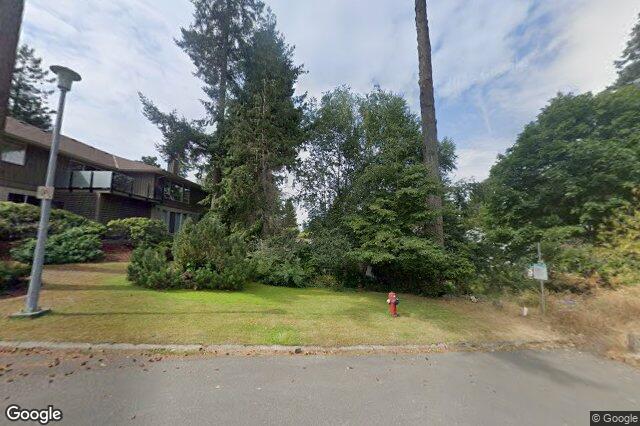Street view of 20 – 928 Bearwood Lane, Saanich
