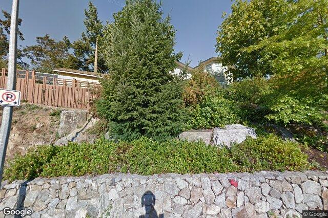 Street view of 566 Caselton Pl, Saanich