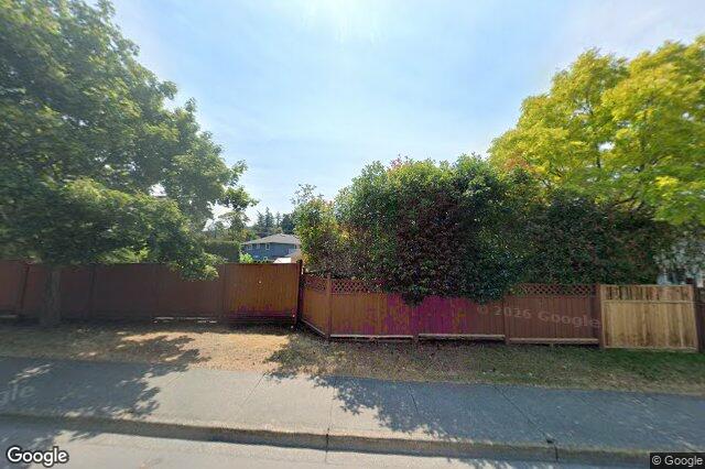 Street view of 1290 Les Meadows Cres, Saanich
