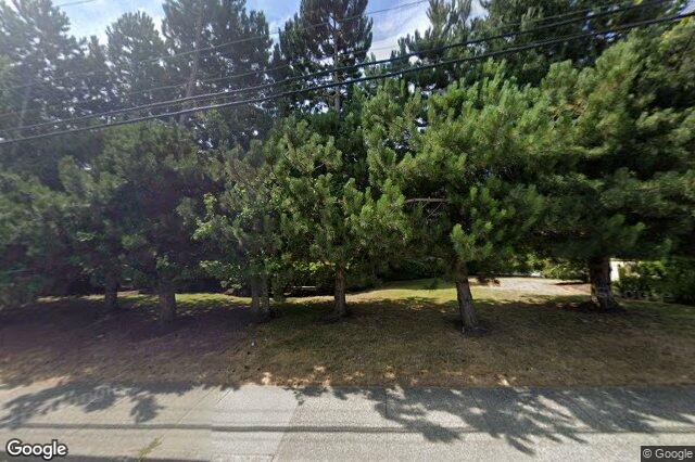 Street view of 203 – 490 Marsett Pl, Saanich
