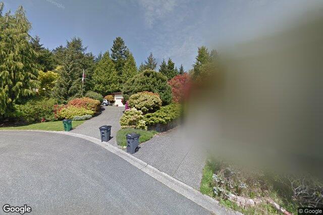 Street view of 4802 Amblewood Dr, Saanich