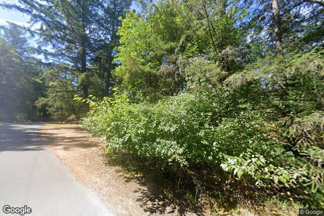 Street view of 4860 Excelsior Rd, Saanich