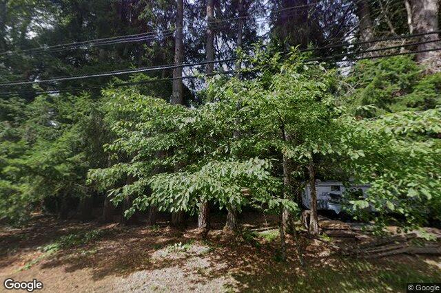 Street view of 5168 Santa Clara Ave, Saanich