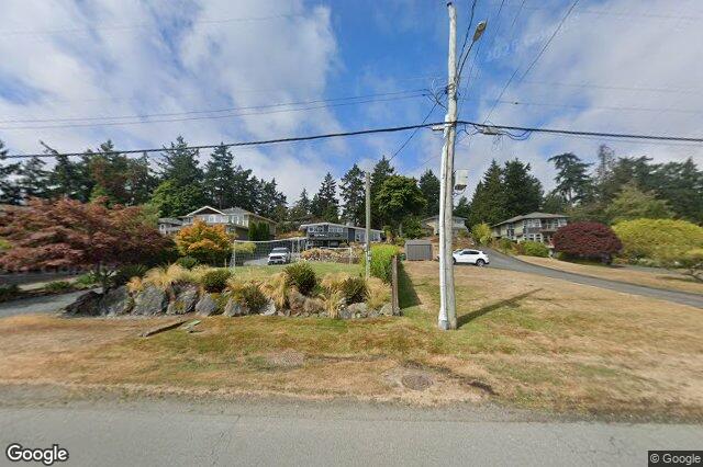 Street view of 5266 Parker Ave, Saanich