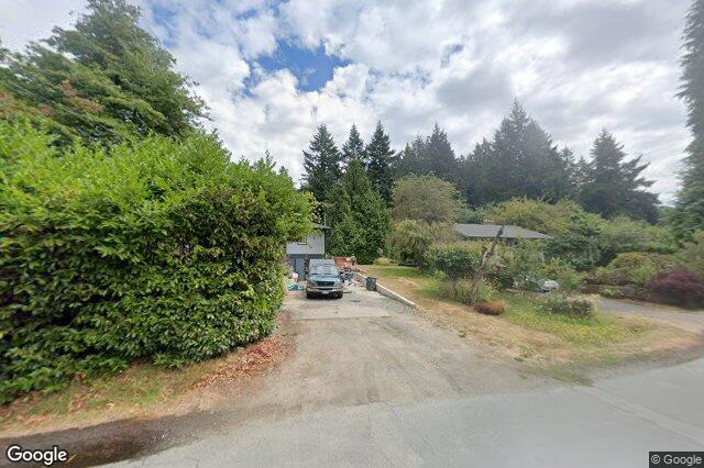 Street view of 5281 Santa Clara Ave, Saanich