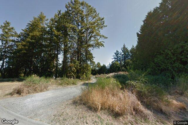 Street view of 504 – 5388 Hill Rise Terr, Saanich